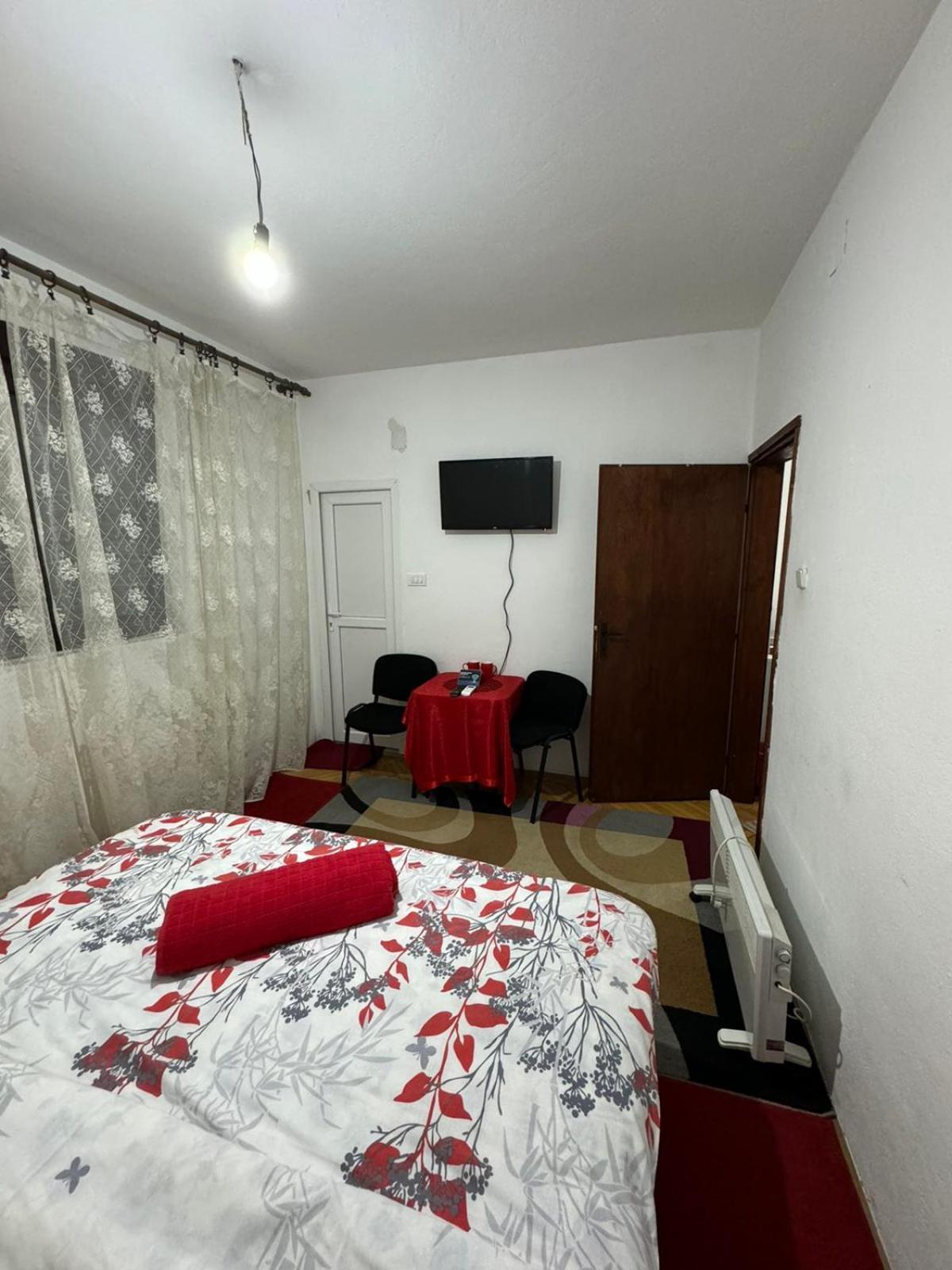 Airport Home Radinovic Podgorica Zewnętrze zdjęcie