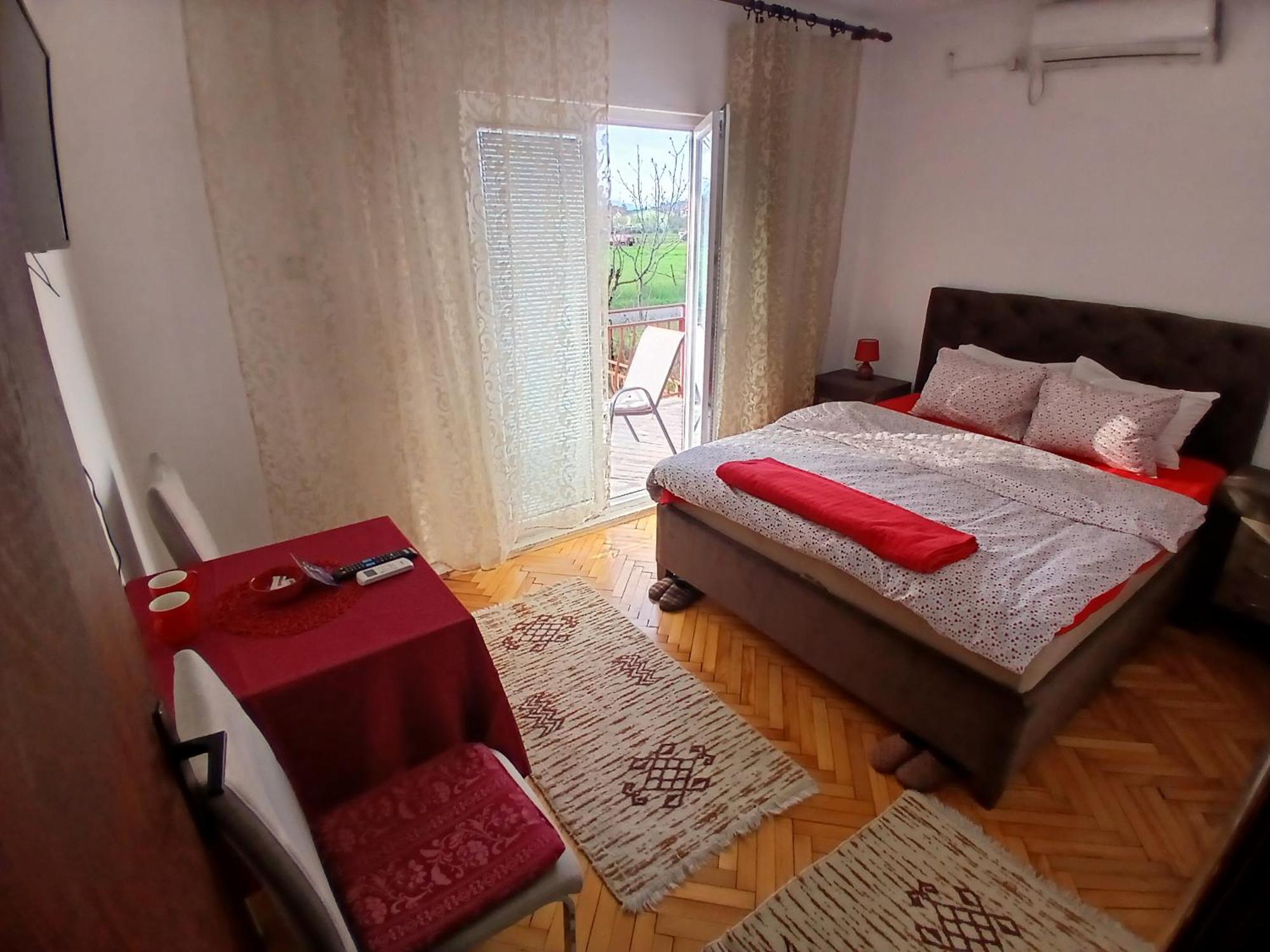 Airport Home Radinovic Podgorica Zewnętrze zdjęcie