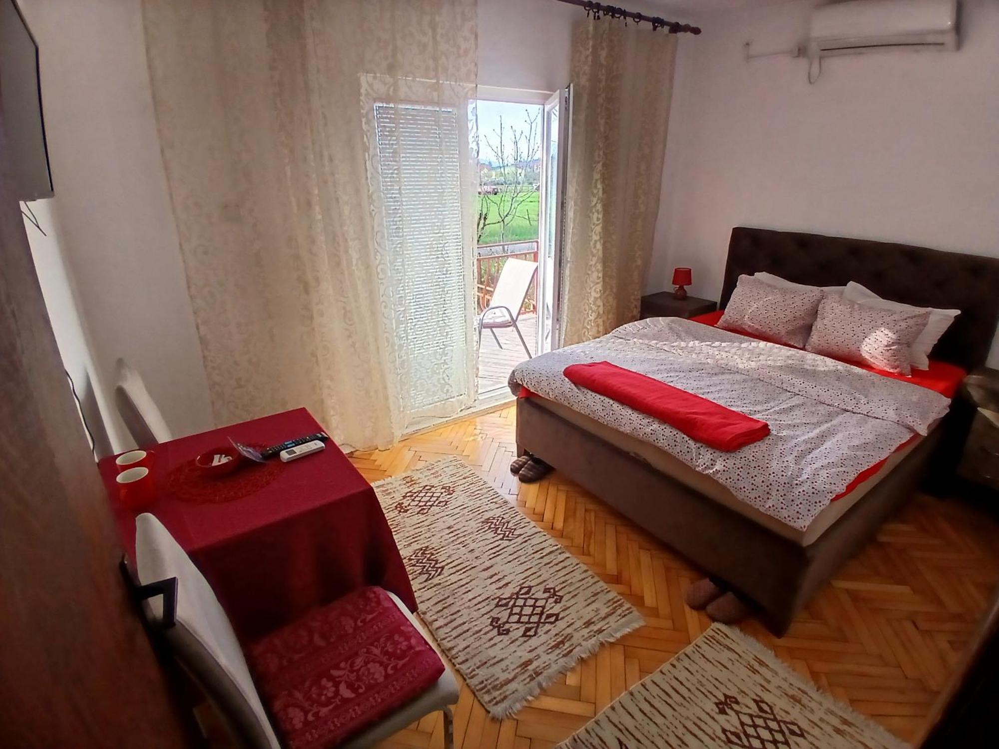 Airport Home Radinovic Podgorica Zewnętrze zdjęcie